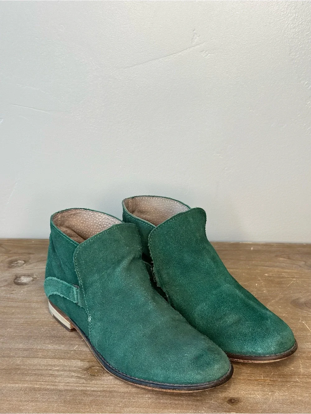 Free people emerald green suede booties Sz6
